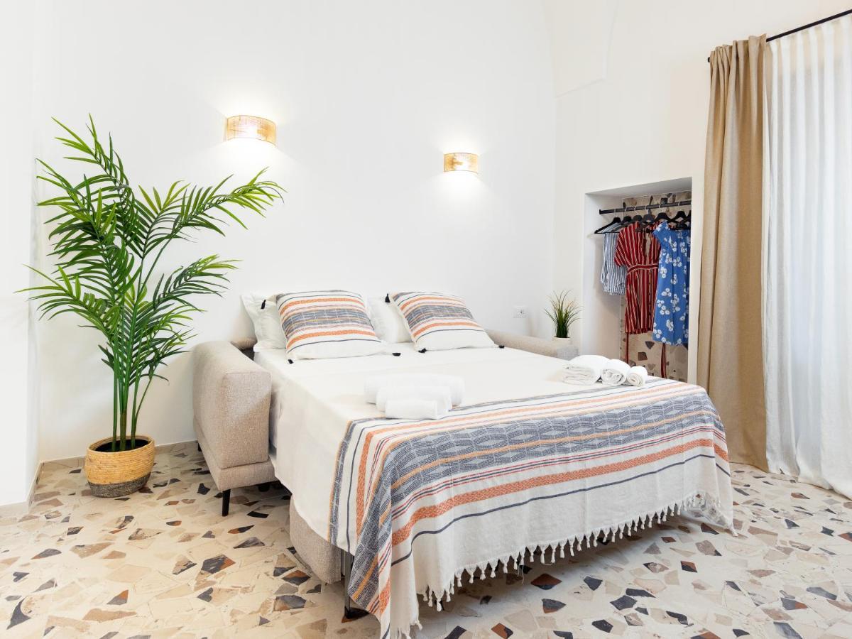 Cally Suite Room Martina Franca Buitenkant foto